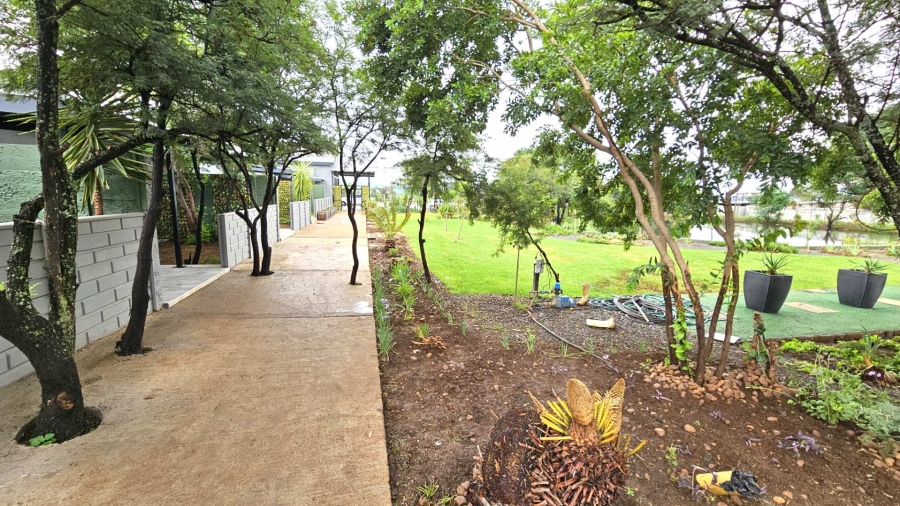 2 Bedroom Property for Sale in Melodie North West